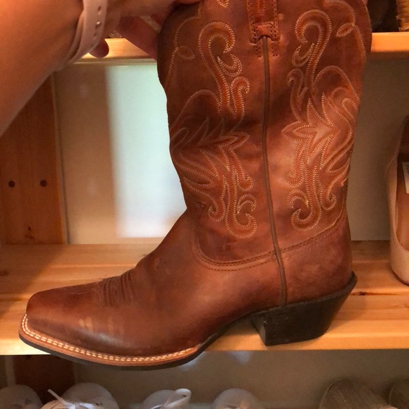 Ariat Women’s Cowboy Boots - Picture 1 of 7